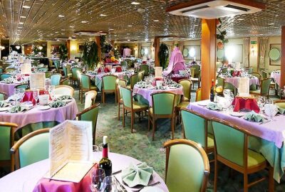belle-de-cadix-barco-mesas-comedor